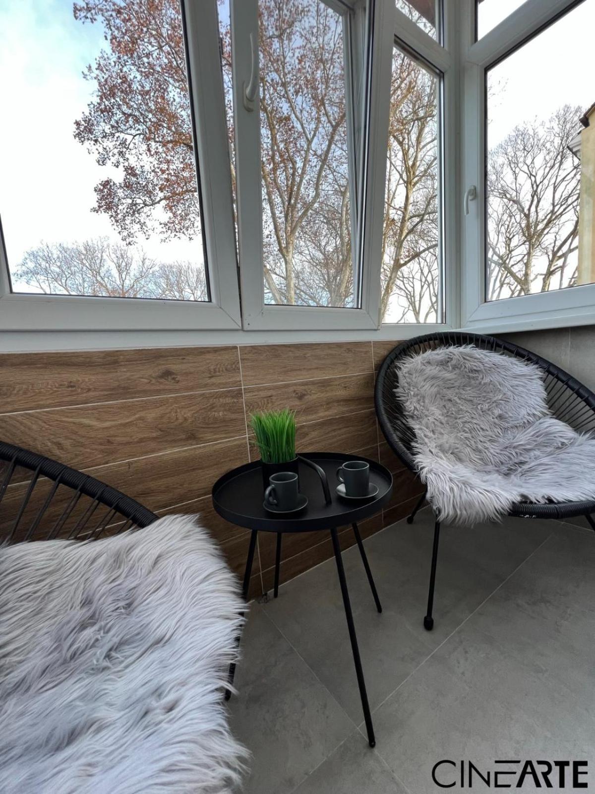 Cinearte Residence Caransebeş Eksteriør billede
